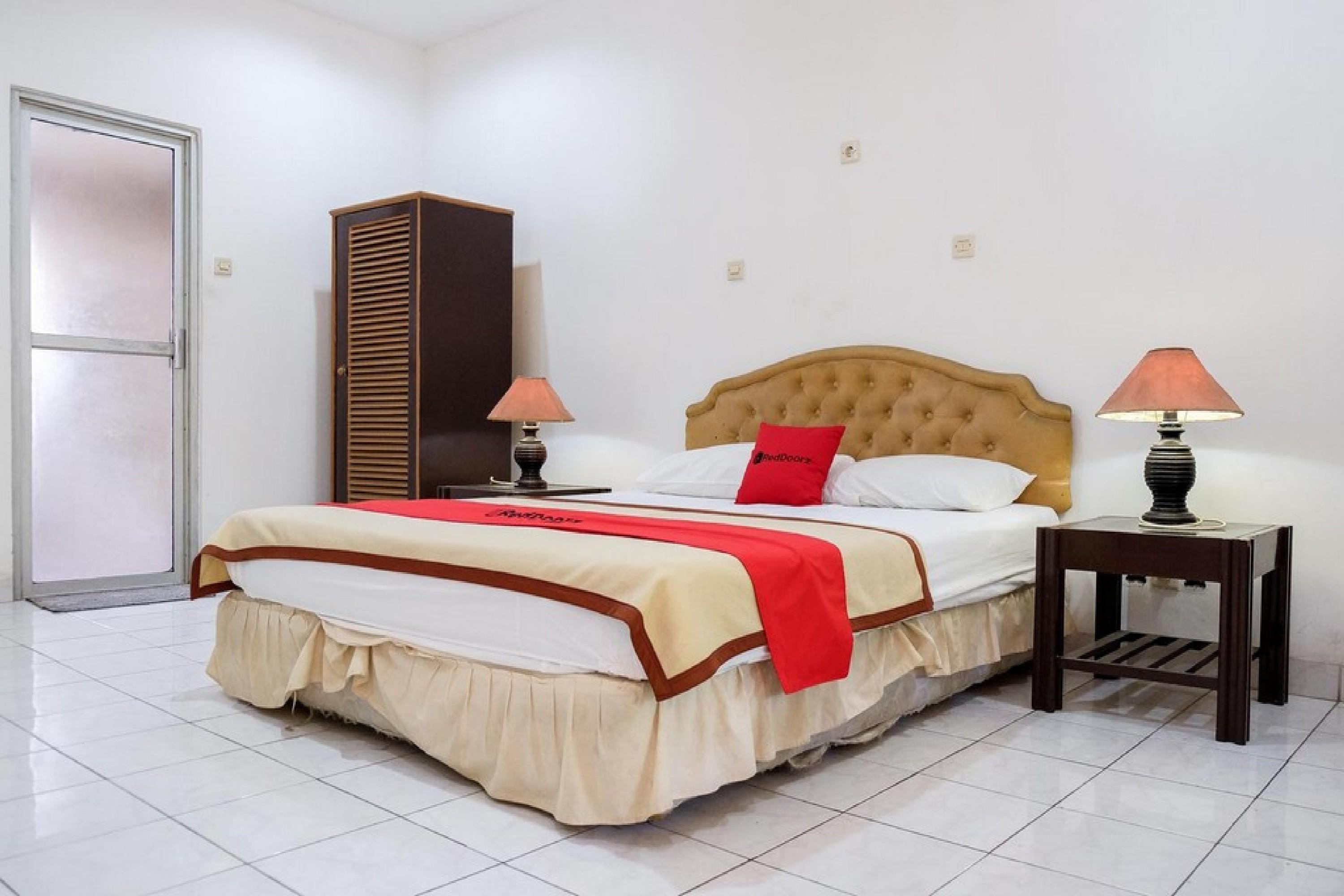 Reddoorz Plus Near Jalan Baru Богор Екстер'єр фото