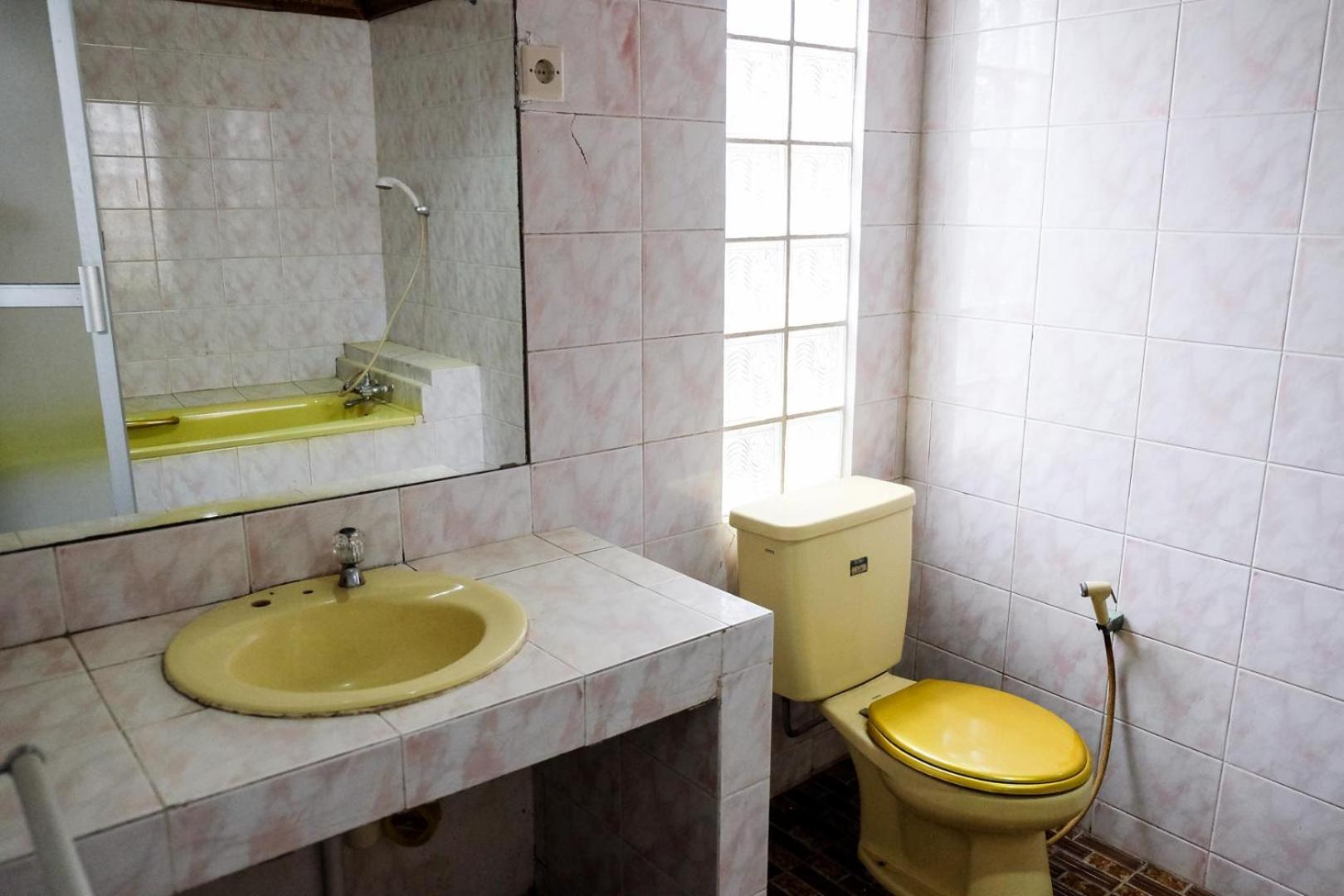 Reddoorz Plus Near Jalan Baru Богор Екстер'єр фото